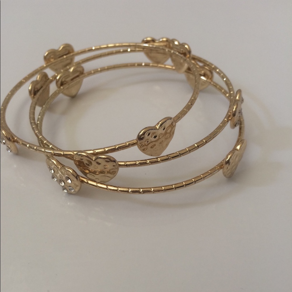 Gold heart bangle bracelets